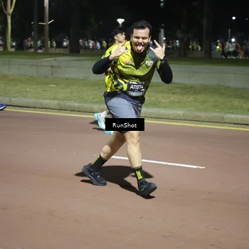 Runner Photo 6551876