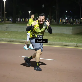 Runner Photo 6551890