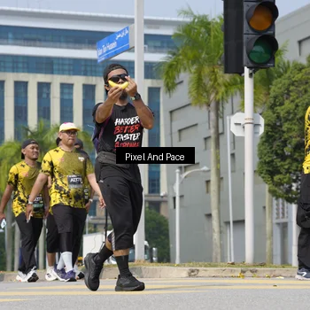 Runner Photo 6551898
