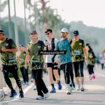 Runner Photo 6552021