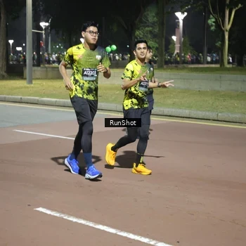 Runner Photo 6552025