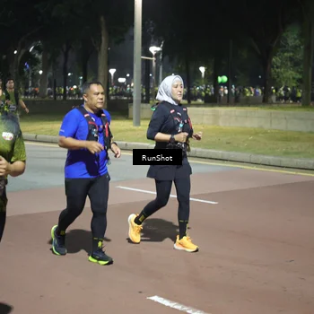 Runner Photo 6552059