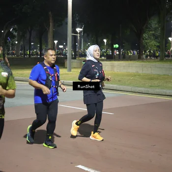 Runner Photo 6552063