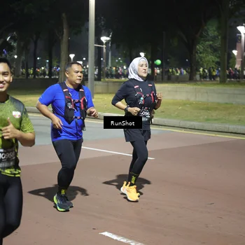 Runner Photo 6552078