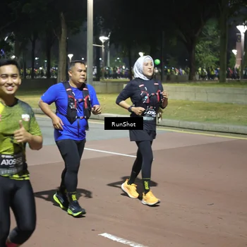 Runner Photo 6552080