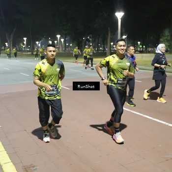 Runner Photo 6552091