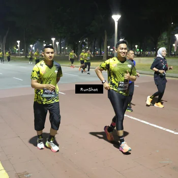 Runner Photo 6552102