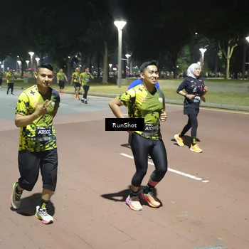 Runner Photo 6552103