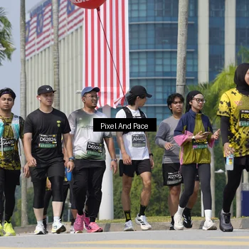 Runner Photo 6552132
