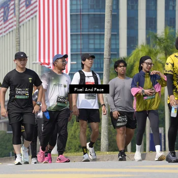 Runner Photo 6552167