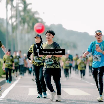 Runner Photo 6552190
