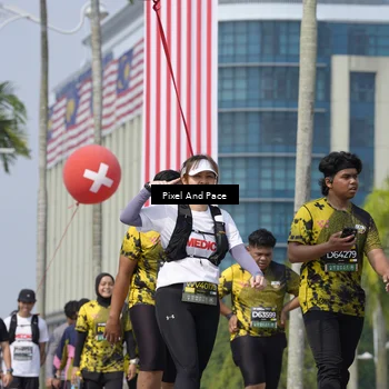 Runner Photo 6552214