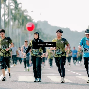 Runner Photo 6552218