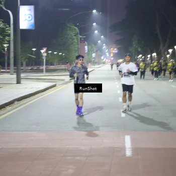 Runner Photo 6552222