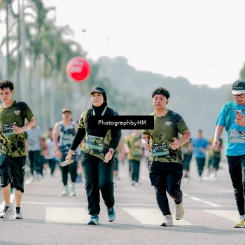 Runner Photo 6552230
