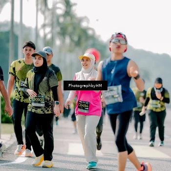 Runner Photo 6552311