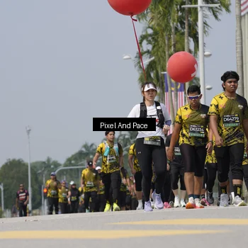 Runner Photo 6552334