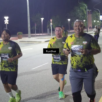 Runner Photo 6552421