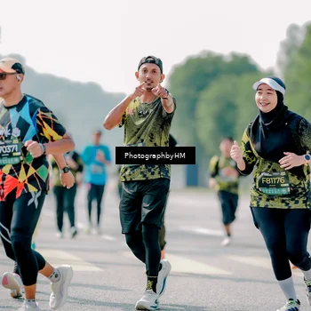 Runner Photo 6552438