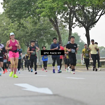 Runner Photo 6552511