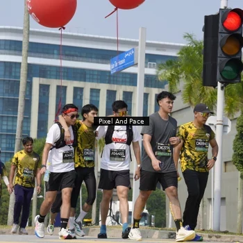 Runner Photo 6552573