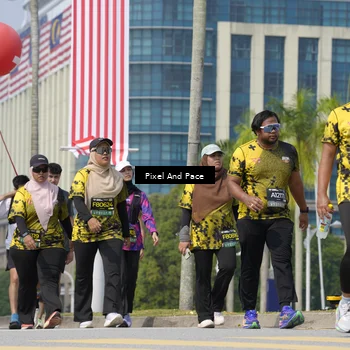 Runner Photo 6552604