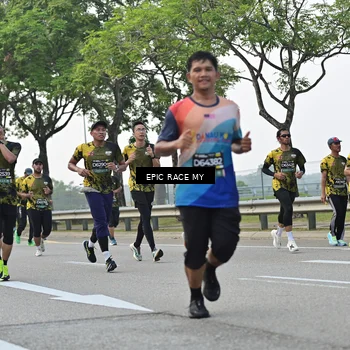 Runner Photo 6552633