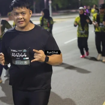 Runner Photo 6552674