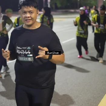 Runner Photo 6552679
