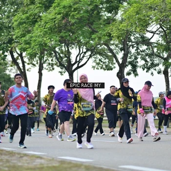 Runner Photo 6552688