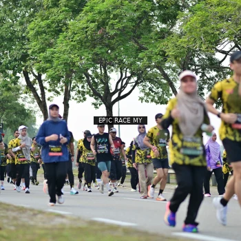 Runner Photo 6552691