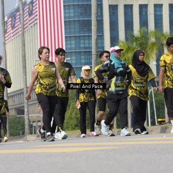 Runner Photo 6552727