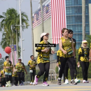 Runner Photo 6552728
