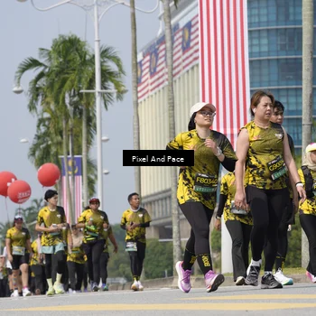 Runner Photo 6552746