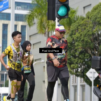 Runner Photo 6552750