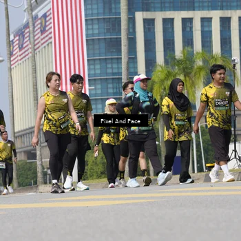 Runner Photo 6552751
