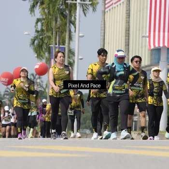 Runner Photo 6552786