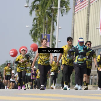 Runner Photo 6552805