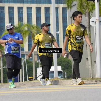 Runner Photo 6552860