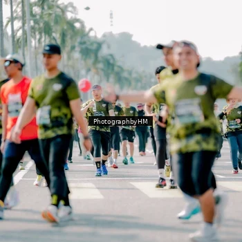 Runner Photo 6552874