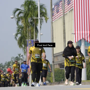 Runner Photo 6552988