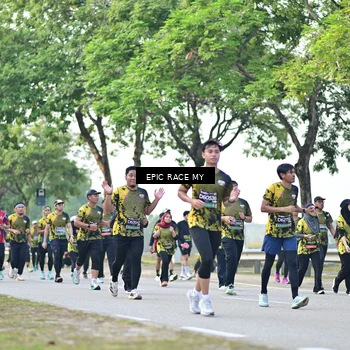 Runner Photo 6552993
