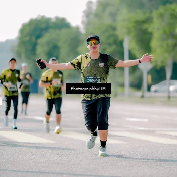 Runner Photo 6553000