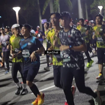 Runner Photo 6553018