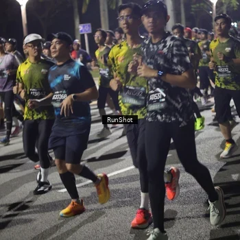 Runner Photo 6553019