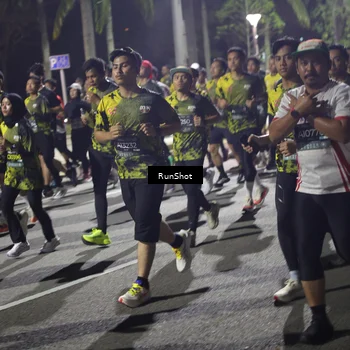 Runner Photo 6553033