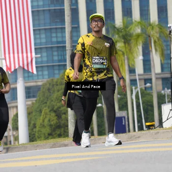 Runner Photo 6553044