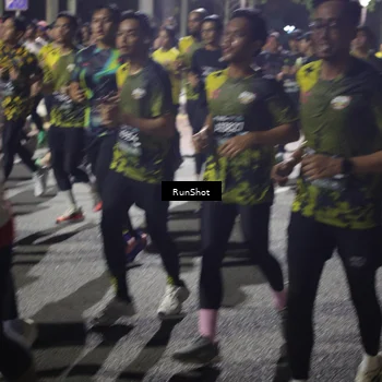 Runner Photo 6553074