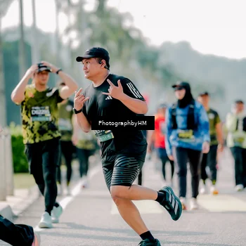 Runner Photo 6553100