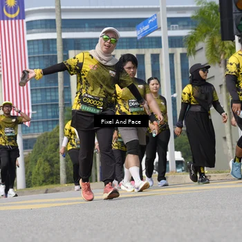 Runner Photo 6553102